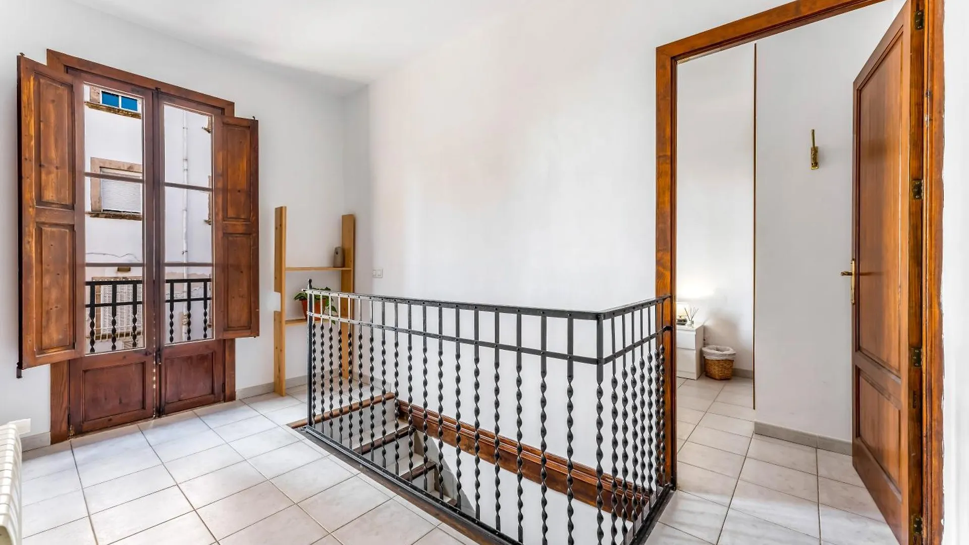 Rustica, Centrica & Agradable Bed & Breakfast Palma de Mallorca 0*,  Spain